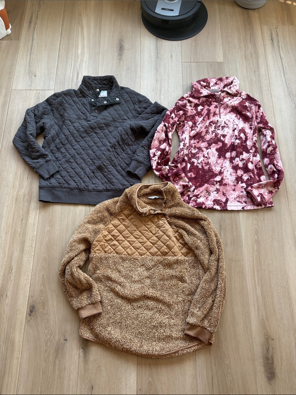 ☕️women’s size large 1/4 zip bundle☕️